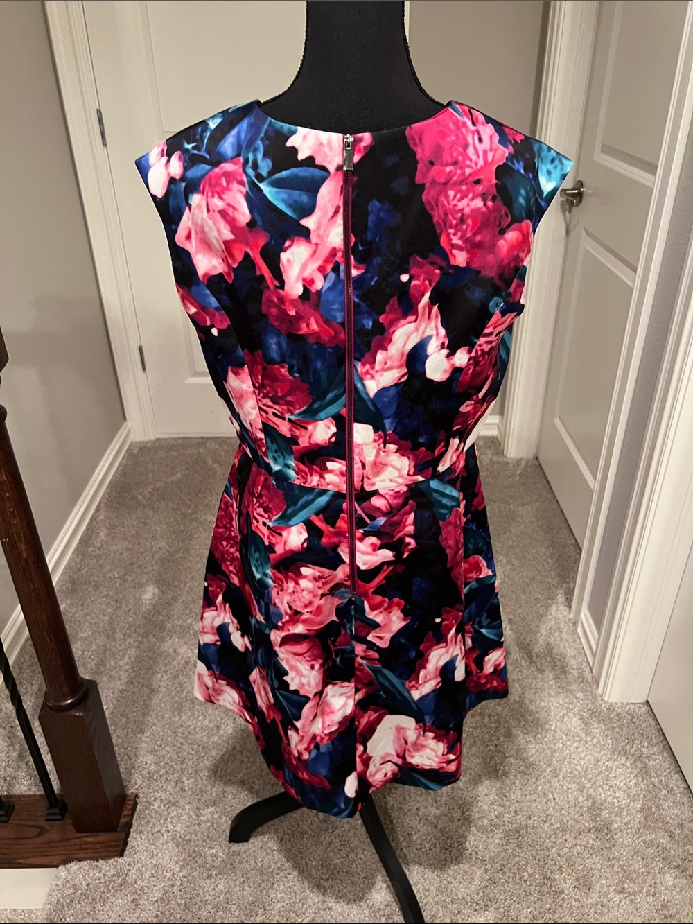Vince Camuto Navy Floral Mini Dress with Pink & Teal Blooms Size 12 - Picture 6 of 9